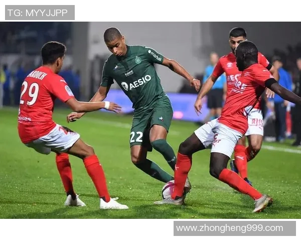 里昂主场击败圣埃蒂安，升至法甲积分榜前列，取得五连胜