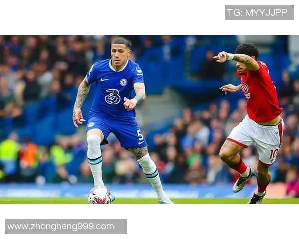 曼彻斯特城与里昂激战成和比分揭晓精彩瞬间回顾 曼彻斯特城与里昂激战成和比分揭晓精彩瞬间回顾