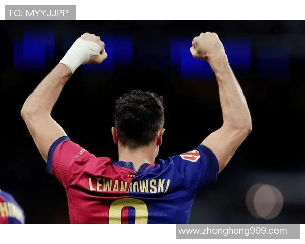 莱万状态火热欧冠赛场10场12球领跑射手榜金靴在望 莱万状态火热欧冠赛场10场12球领跑射手榜金靴在望